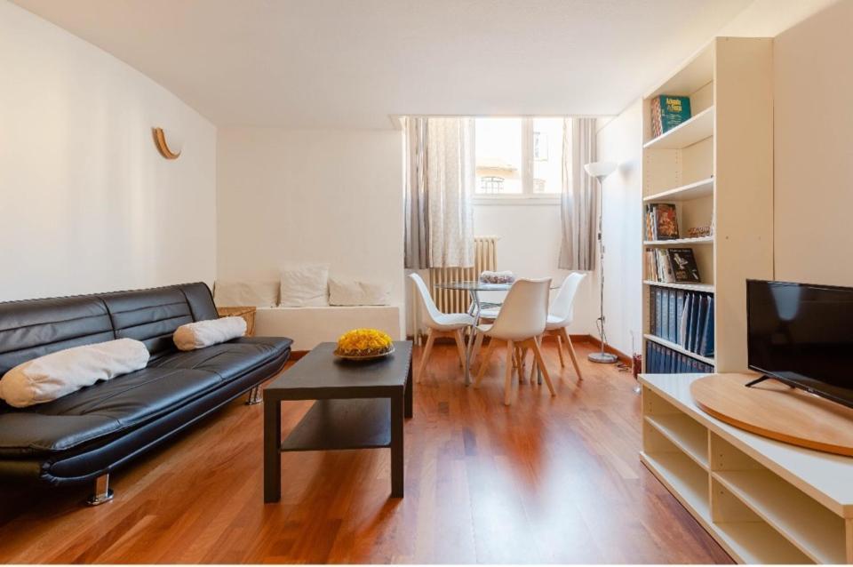 Yourvacanza Navigli Loft Apartment Milano Ngoại thất bức ảnh